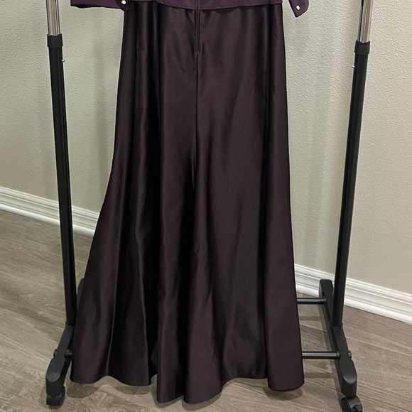 Tadashi Shoji eggplant Long Dress - Picture 13 of 16